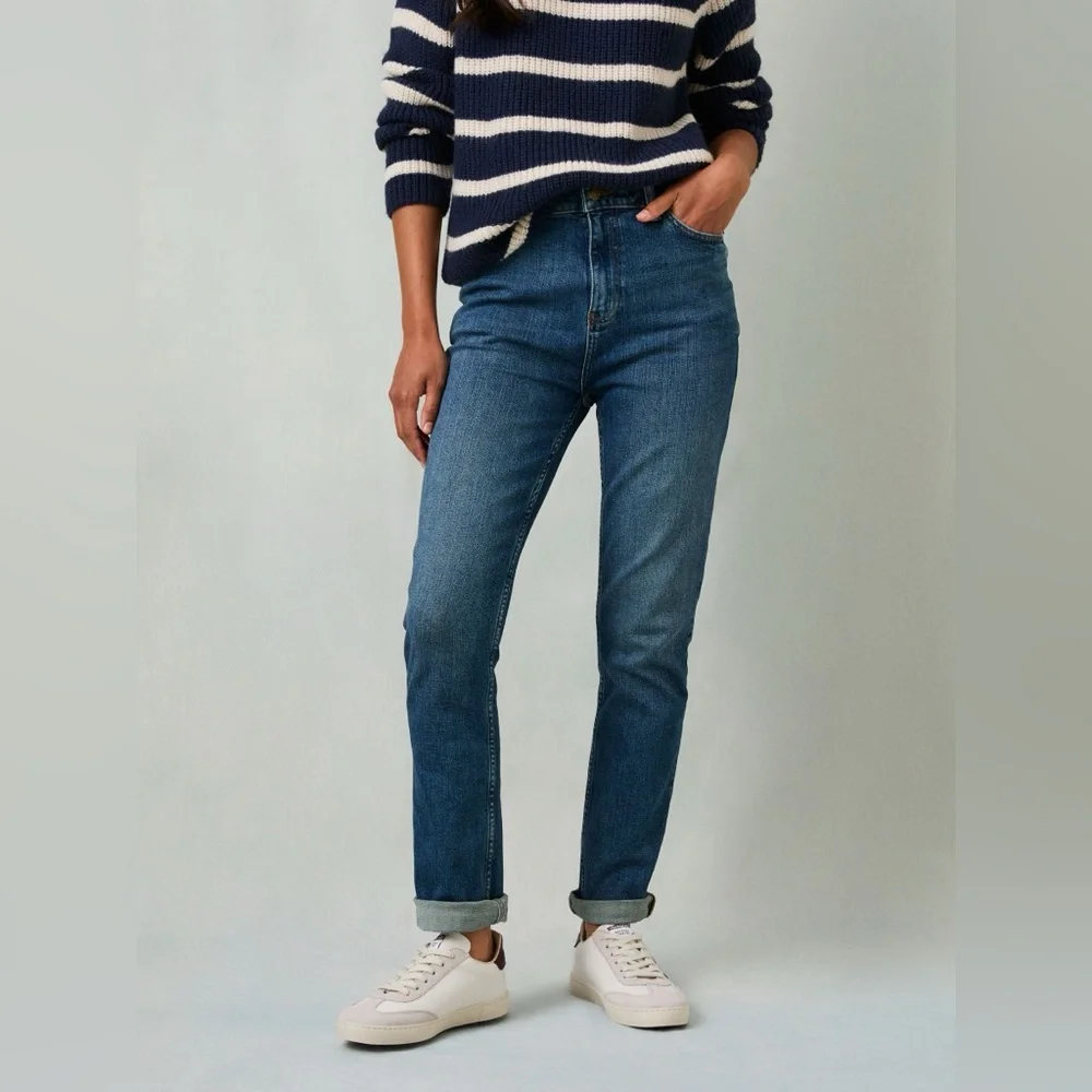 NEW Fat Face Chesham Girlfriend Jeans Denim High Rise Size 2 - Picture 2 of 16